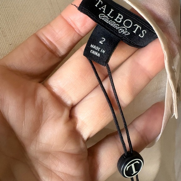 Talbots Sheer Cream Blouse - Picture 4 of 6